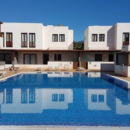 Comfy duplex in Puerto Calero Lejlighed Eksteriør billede